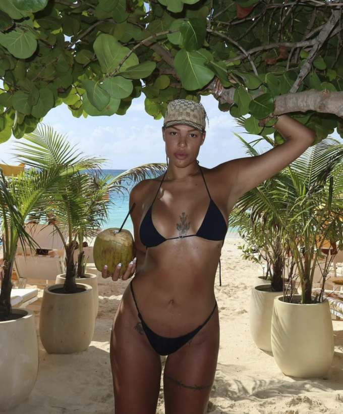 Зірка жіночої ліги НБА зізналася, що заробляє через Onlyfans