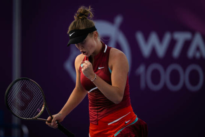 Світоліна стартує матчем проти Вондроушової на WTA 1000 у Досі, а Костюк може зіграти з Гауфф. Українки дізналися своїх суперниць у першому колі.