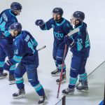 «Киев Кэпиталз» разгромили «Крижинку» (15:1) и продолжают борьбу за лидерство в чемпионате Украины по хоккею, отставая от «Сокола» на 3 очка.