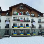 Олімпійський фестиваль – Українська збірна прибула в Бакуріані на зимовий ЄЮОФ-2025. Піднято синьо-жовті прапори, спортсмени провели перші тренування.