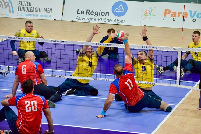 Збірна України з волейболу сидячи стала віце-чемпіоном Срібної Євроліги, здобувши чотири перемоги та поступившись лише збірній Боснії.