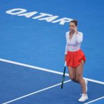 Марта Костюк пробилася до чвертьфіналу WTA 1000 у Досі, обігравши Магду Лінетт. Читайте всі деталі її перемоги, статистику та наступну суперницю.