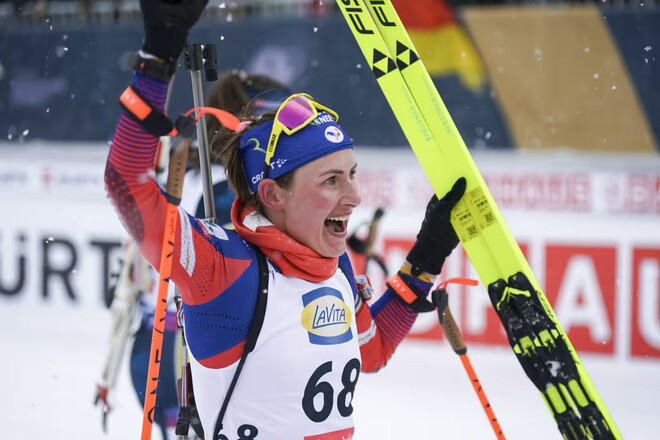 Жюстін Бреза-Буше виграла п’ятий чемпіонат світу, фінішувавши першою у спринті в Ленцерхайде. Француженка поділилася емоціями після перемоги.
