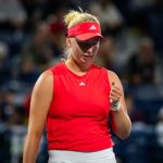 Клара Таусон пробилася до фіналу WTA 1000 у Дубаї, перемігши Кароліну Мухову в напруженому трисетовому матчі.