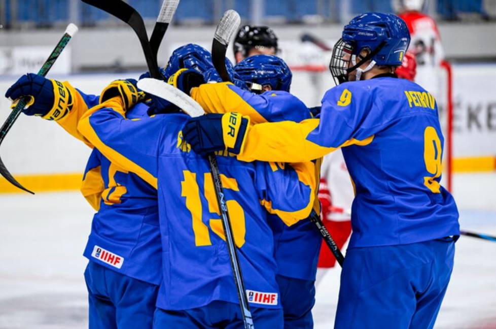 Збірна України U-18 перемогла Австрію у матчі ЧС з хокею