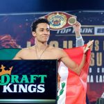 Еспіноса знищив Васкеса та захистив титул WBO у США