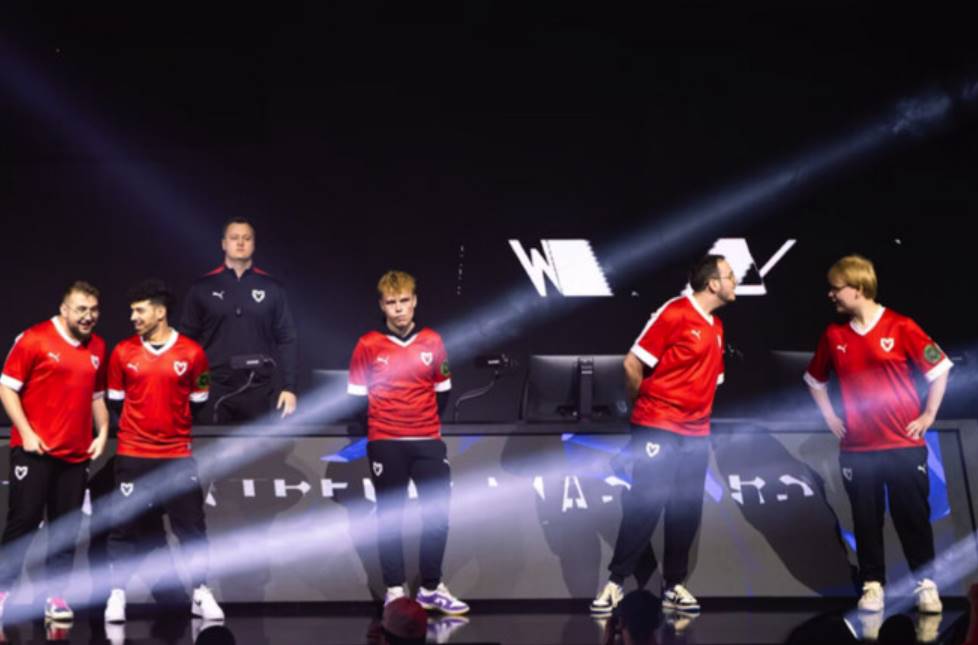 MOUZ випередили Spirit у новому рейтингу HLTV, NAVI сьомі
