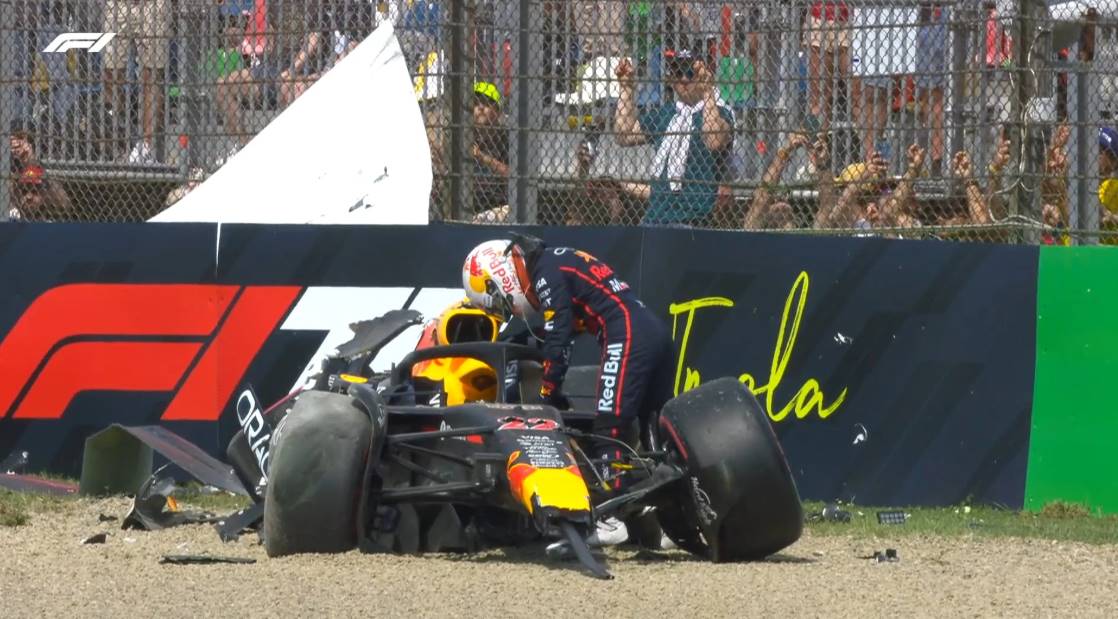 Болід Red Bull знищено, пілот не постраждав – інцидент у Формулі-1