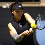 Ван Сіньюй вийшла в півфінал WTA 500 у Берліні після відмови Бадоси, яка не змогла продовжити матч через травму спини.