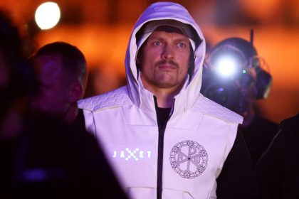 Олександр Усик випередив Леннокса Льюїса в рейтингу найстаріших чемпіонів світу у важкій вазі, посівши шосте місце.