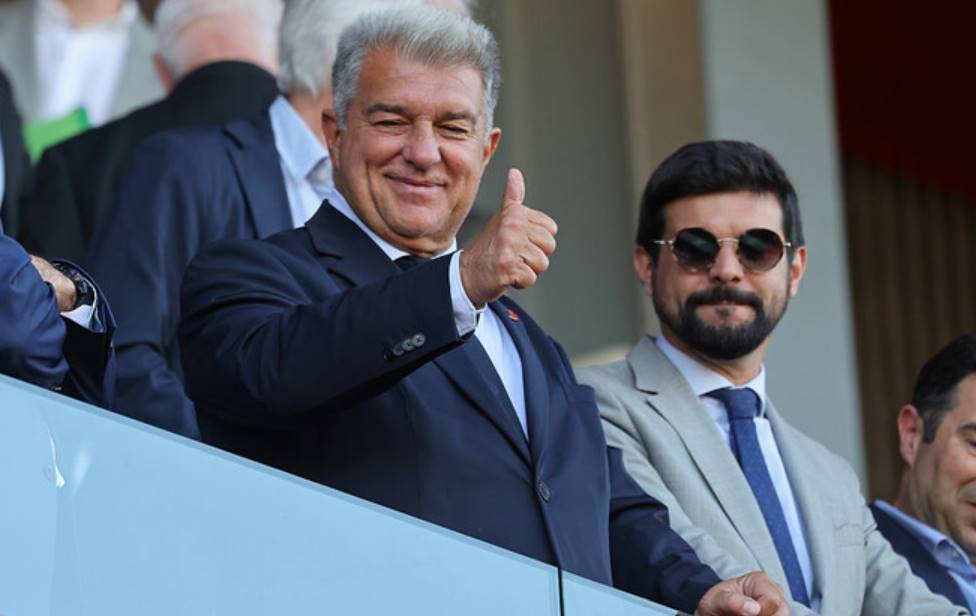 УЄФА оштрафує «Барселону» до 15 млн євро через фінансові порушення у звітності за 2022 рік після перегляду угод із продажу ТВ-прав.