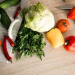 Дізнайтеся, як правильно вживати клітковину, у яких продуктах її найбільше, яку норму дотримуватись щодня та які помилки слід уникати.