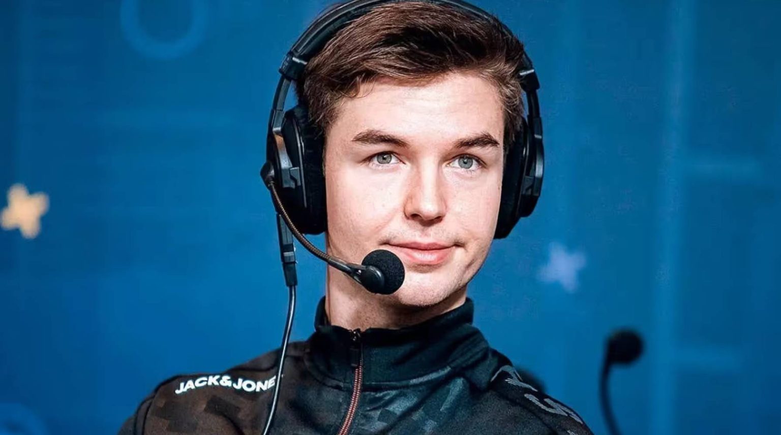 Ніколай «dev1ce» Рідц — легендарний гравець у CS:GO. Його досягнення, особисте життя і заробітки — усе, що ви хотіли знати, в одному матеріалі.