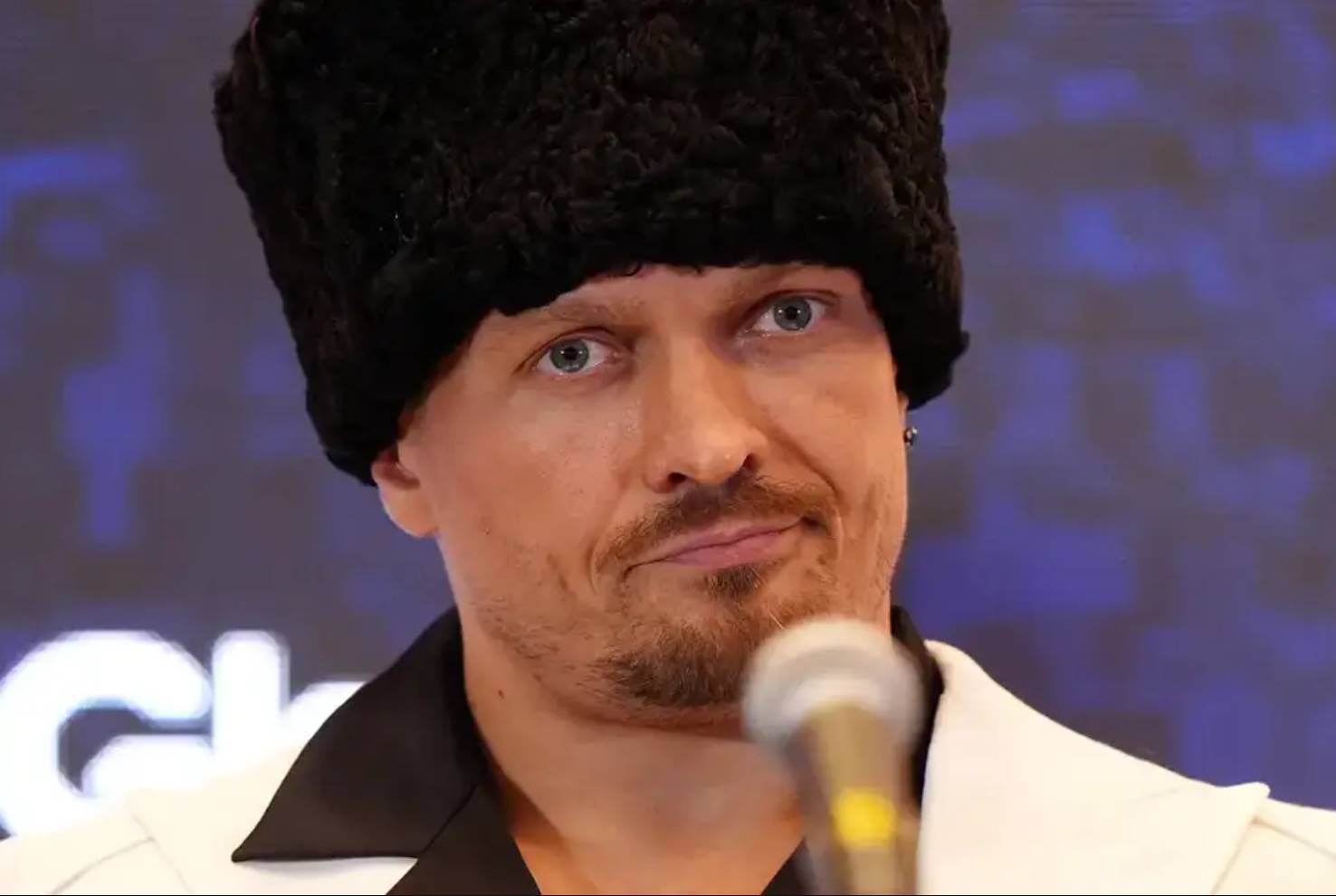 Олександр Усик здивував іноземців фразою "Don’t push the horses" на пресконференції. Що вона означає та звідки взялася?