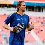 Матвєй Сафонов відмовився залишати ПСЖ, попри плани клубу продати його для переходу Іллі Забарного. Деталі трансферу українського захисника.