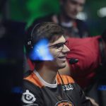 Дізнайтеся про Іллю Іллюка (Lil): його біографію, кар'єру в Dota 2, досягнення, команду та заробітки на турнірах.