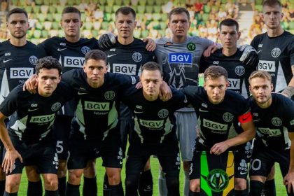 «Полісся» зустрічає «Фіорентину» у плейоф Ліги конференцій. Трансляція о 21:00 на Київстар ТБ. Букмекери прогнозують щільний матч із голами.
