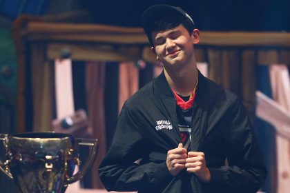 Кайл «Bugha» Гірсдорф – відомий гравець Fortnite, чемпіон світу з кіберспорту. Дізнайтеся про його біографію, досягнення та особисте життя.