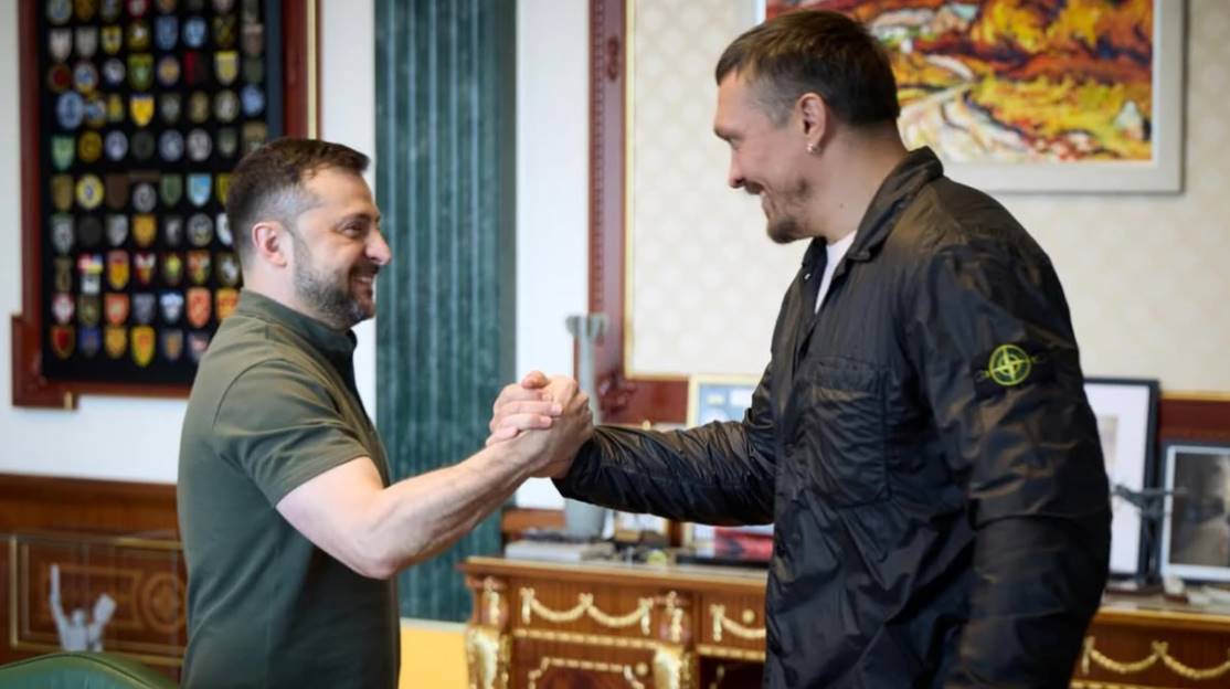Олександр Усик зустрівся з Володимиром Зеленським, обговорили посилення міжнародної підтримки України та боротьбу з російською агресією.