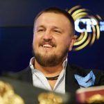 Олександр Красюк прокоментував чутки про можливий бій Усика з Джейком Полом, назвавши його нереальним у боксі, але прибутковим як шоу.