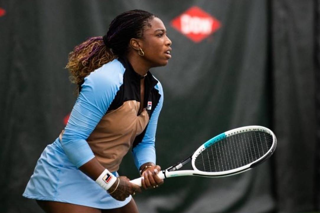 Сачія Вікері — американська тенісистка, яка увійшла до топ-100 WTA. Дізнайтеся її біографію, досягнення, особисте життя та статки.