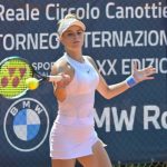 Катаріна Завацька програла Деспіні Папаміхаїл у першому колі ITF W75 у Бухаресті. Матч тривав 1 годину 49 хвилин і завершився з рахунком 4:6, 2:6.