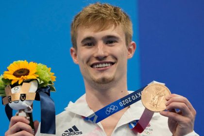 Британські олімпійські стрибуни у воду, як-от Jack Laugher та Noah Williams, ведуть OnlyFans із безпечним контентом (SFW), щоб підтримати кар’єру.