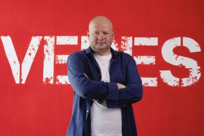 Іван Надєїн — президент «Вереса» і підприємець у «зеленій» енергетиці. Біографія, фінанси клубу, результати сезону, цитати гравців і факти.