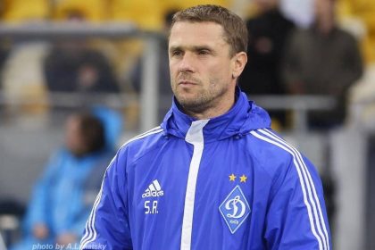 «Панатінаїкос» дав Сергію Реброву час до кінця вересня для розірвання контракту з УАФ. Шевченко відмовляється відпускати тренера збірної України.