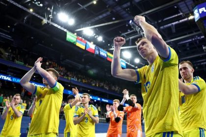 С кем сыграет Украина в 1/4 финала Евро-2026 по футзалу: определились все четвертьфинальные пары турнира