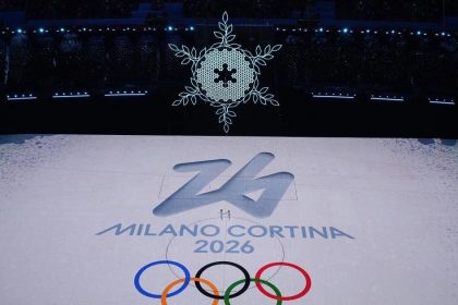 Зарплаты тренеров во время Олимпиады-2026: сколько получают наставники сборных