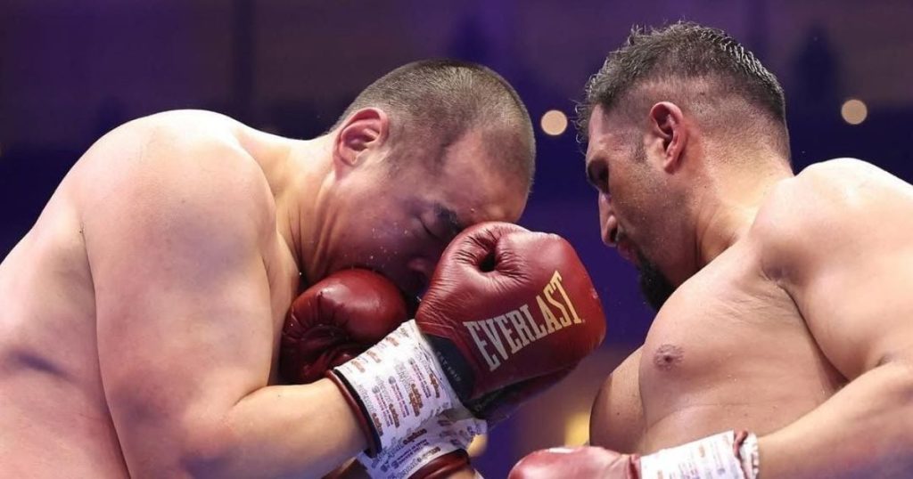 Когда бой Усик — Кабайел: детали обязательной защиты по версии WBC