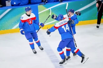 Хоккей на Олимпийских играх-2026: США разгромили Словакию 6:2 и вышли в финал