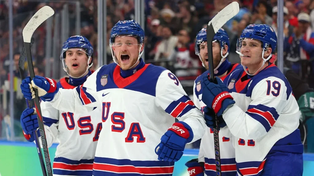 Хоккей на Олимпийских играх-2026: США разгромили Словакию 6:2 и вышли в финал