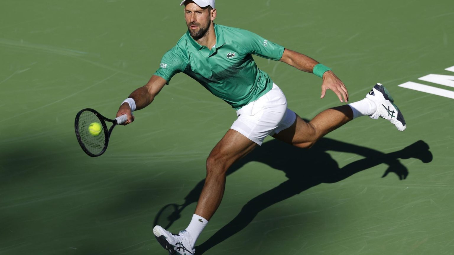 Джокович проиграл сет, но вышел в 1/8 финала турнира ATP 1000 в Индиан-Уэллс: результаты