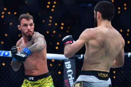 Моикано — Дункан 4 апреля: где смотреть, кто фаворит и весь кард UFC Fight Night