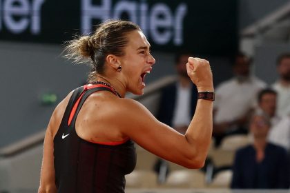 Соболенко обыграла Осаку и вышла в четвертьфинал Roland Garros