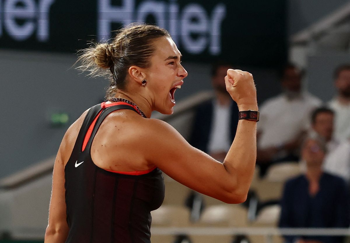 Соболенко обыграла Осаку и вышла в четвертьфинал Roland Garros