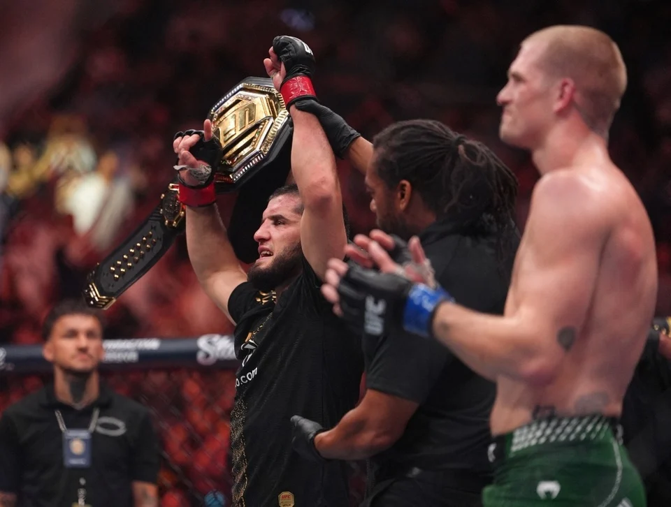 Ислам Махачев — Иан Мачадо Гарри: результат боя на UFC 330, кто победил