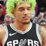 Джереми Сохан в форме San Antonio Spurs во время матча — архивное фото