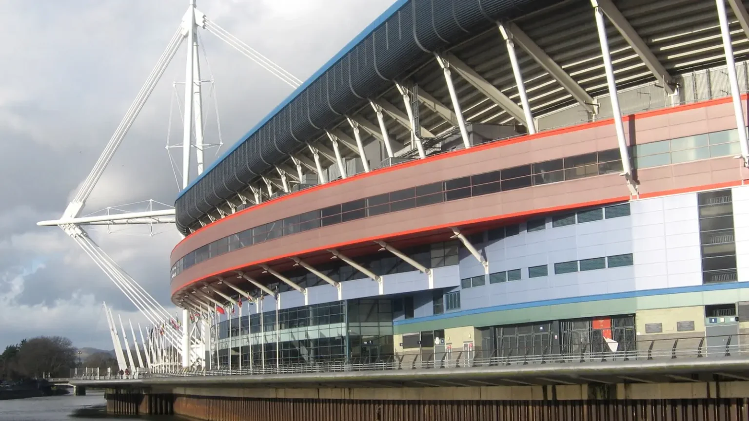 Архивный вид Principality Stadium в Кардиффе